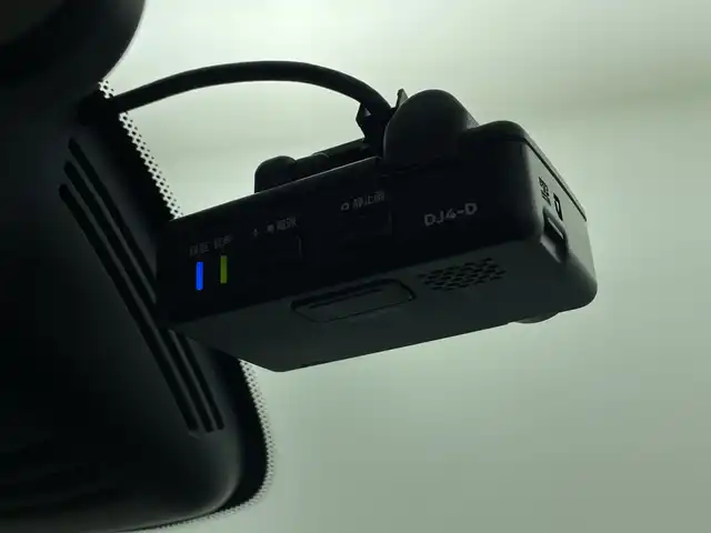 日産 セレナ ハイウェイスター Vセレクション 鹿児島県 2018(平30)年 4.3万km ブリリアントホワイトパール 純正ナビ/（CD/DVD/BT/フルセグTV）/純正フリップダウンモニター/アラウンドビューモニター/両側パワースライドドア/エマージェンシーブレーキ/クルーズコントロール/電動パーキングブレーキ/オートホールド/オートライト/LEDヘッドライト/スマートキー/プッシュスタート/取説、保証書