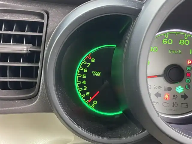 ホンダ Ｎ ＢＯＸ G Lパッケージ 群馬県 2012(平24)年 8.5万km ヒダマリアイボリーパール 純正ＣＤデッキ　オートエアコン　アイドリングストップ　ヘッドライトレベライザー　電格ミラー　ステアリングリモコン　片側パワスラ　Ｗエアバック　Ｐスタート　スマートキー　スペアキー　社外アルミ　禁煙車