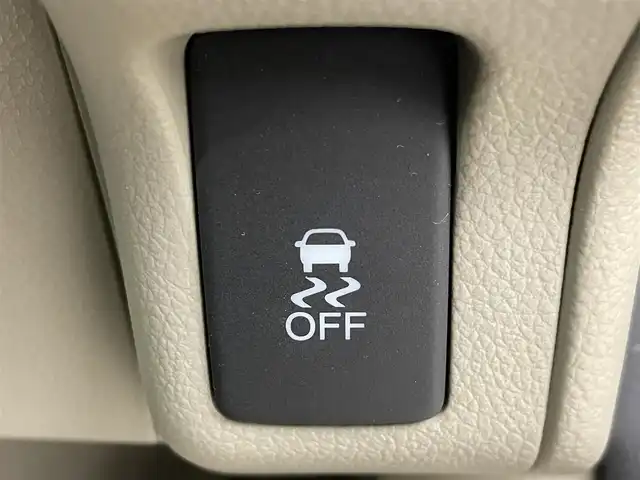 ホンダ Ｎ ＢＯＸ G Lパッケージ 群馬県 2012(平24)年 8.5万km ヒダマリアイボリーパール 純正ＣＤデッキ　オートエアコン　アイドリングストップ　ヘッドライトレベライザー　電格ミラー　ステアリングリモコン　片側パワスラ　Ｗエアバック　Ｐスタート　スマートキー　スペアキー　社外アルミ　禁煙車