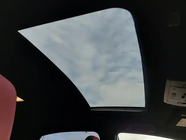 レクサス ＮＸ 300h Fスポーツ 東京都 2018(平30)年 4.3万km ホワイトノーヴァガラスフレーク マークレビンソン/サンルーフ/ルーフレール/レクサスセーフティ＋/プリクラッシュセーフティ/レーントレーシングアシスト/オートハイビーム/クリアランスソナー/レーダークルーズコントロール/純正SDナビ/パノラミックビューモニター/CD/DVD/BT/AM/FM/USB/赤×黒レザーシート/シートヒーター/ベンチレーション/AC100電源/ヘッドアップディスプレイ/ブラインドスポットモニター