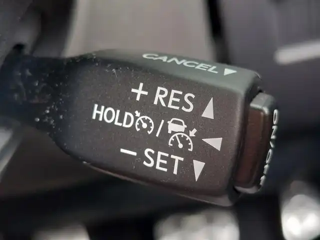 レクサス ＮＸ 300h Fスポーツ 東京都 2018(平30)年 4.3万km ホワイトノーヴァガラスフレーク マークレビンソン/サンルーフ/ルーフレール/レクサスセーフティ＋/プリクラッシュセーフティ/レーントレーシングアシスト/オートハイビーム/クリアランスソナー/レーダークルーズコントロール/純正SDナビ/パノラミックビューモニター/CD/DVD/BT/AM/FM/USB/赤×黒レザーシート/シートヒーター/ベンチレーション/AC100電源/ヘッドアップディスプレイ/ブラインドスポットモニター