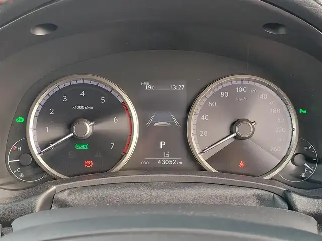 レクサス ＮＸ 300h Fスポーツ 東京都 2018(平30)年 4.3万km ホワイトノーヴァガラスフレーク マークレビンソン/サンルーフ/ルーフレール/レクサスセーフティ＋/プリクラッシュセーフティ/レーントレーシングアシスト/オートハイビーム/クリアランスソナー/レーダークルーズコントロール/純正SDナビ/パノラミックビューモニター/CD/DVD/BT/AM/FM/USB/赤×黒レザーシート/シートヒーター/ベンチレーション/AC100電源/ヘッドアップディスプレイ/ブラインドスポットモニター