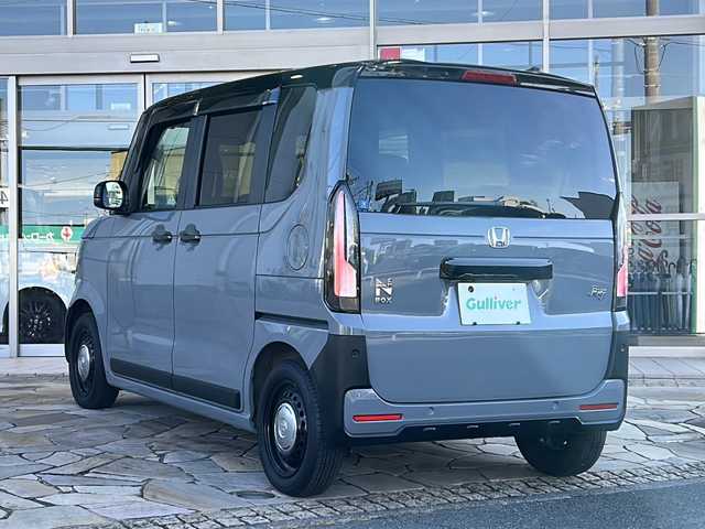 ホンダ Ｎ ＢＯＸ JOY 静岡県 2025(令7)年 1.2万km グレーⅡ 純正ナビ/・CD/DVD/・FM/AM/・フルセグTV/・Music Rack/・Apple Car Play/・Android Auto/・SD/・USB/・Bluetooth/ホンダセンシング/●衝突軽減ブレーキ（CMBS）/●先行車発進お知らせ機能/●歩行者事故低減ステアリング/●路外逸脱抑制機能/●標識認識機能/●渋滞追従機能付ACC/●車線維持支援システム（LKAS）/●誤発進抑制機能/●後方誤発進抑制機能/●近距離衝突軽減ブレーキ/●急アクセル抑制機能/●パーキングセンサーシステム/●オートハイビーム/主要装備/・ドライブレコーダー/・ＥＴＣ/・２トーンカラー/・運転席＋助手席シートヒーター/・両側パワスラ/・チェック柄撥水ファブリック/・サイドカーテンエアバッグ/・バックカメラ
