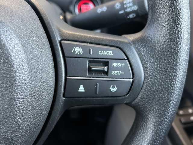 ホンダ Ｎ ＢＯＸ JOY 静岡県 2025(令7)年 1.2万km グレーⅡ 純正ナビ/・CD/DVD/・FM/AM/・フルセグTV/・Music Rack/・Apple Car Play/・Android Auto/・SD/・USB/・Bluetooth/ホンダセンシング/●衝突軽減ブレーキ（CMBS）/●先行車発進お知らせ機能/●歩行者事故低減ステアリング/●路外逸脱抑制機能/●標識認識機能/●渋滞追従機能付ACC/●車線維持支援システム（LKAS）/●誤発進抑制機能/●後方誤発進抑制機能/●近距離衝突軽減ブレーキ/●急アクセル抑制機能/●パーキングセンサーシステム/●オートハイビーム/主要装備/・ドライブレコーダー/・ＥＴＣ/・２トーンカラー/・運転席＋助手席シートヒーター/・両側パワスラ/・チェック柄撥水ファブリック/・サイドカーテンエアバッグ/・バックカメラ