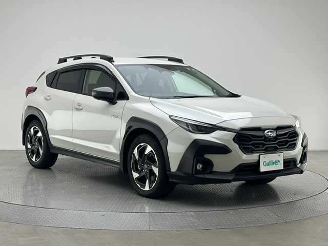 スバル クロストレック リミテッド 兵庫県 2023(令5)年 2.2万km クリスタルホワイトP 純正11.6インチナビ（FM・AM/BT/フルセグ/iPod/AUX）/バックカメラ/全方位カメラ/ETC/社外ドラレコ前後/デジタルインナーミラー/純正AW18インチ/純正フロアマット/追従式クルーズコントロール/パワーシート（D/N席）/シートヒーター（D/N席）/シートメモリー（D席）/ステアリングヒーター/プッシュスタート/スマートキー2本/パドルシフト/電動パーキング/チャイルドシート対応/オートライト/LEDヘッドランプ/フォグランプ/電動格納ミラー/ウインカーミラー/ドアバイザー/AVH