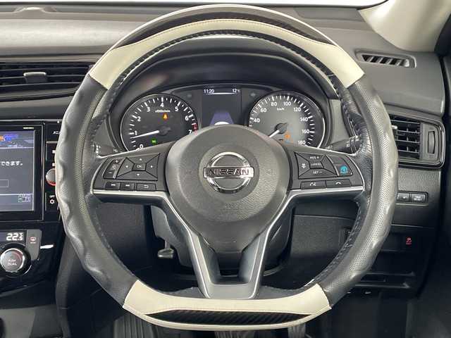 日産 エクストレイル 20Xi 岐阜県 2019(令1)年 11.3万km ブリリアントホワイトパール /純正SDナビ/(FM/AM/フルセグTV/CD/DVD/BT/SD/iPod/USB)/(インテリジェント　FCW)/(インテリジェント　DA)/(後側方車両検知警報)/(後退時車両検知警報)/(プロパイロット)/(インテリジェント　ライドコントロール)/(インテリジェント　トレースコントロール)/(ヒーター付きドアミラー)/(フロント＆バックソナー)/(オートブレーキホールド)/(ステアリングスイッチ)/(クルーズコントロール)/(ヒルスタートアシスト)/(SRSカーテンエアバッグ)/(インテリジェント　アラウンドビューモニター)/(デジタルインナーミラー)/(パワーバックドア)/(ステアリングスイッチ)/(17インチアルミホイール)/(ETC)