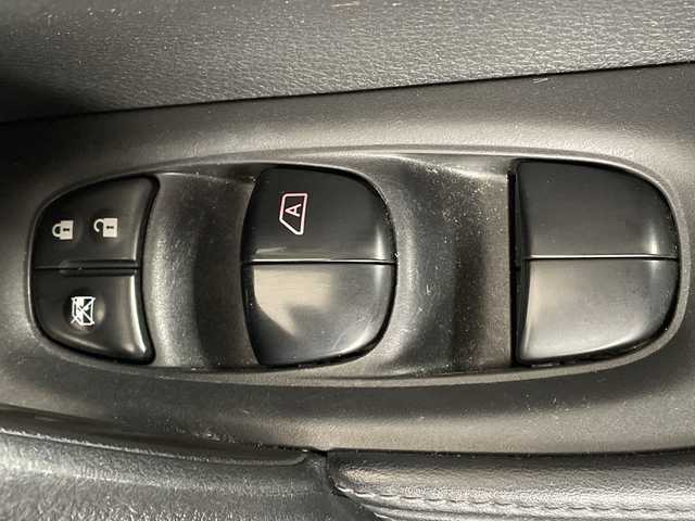 日産 エクストレイル 20Xi 岐阜県 2019(令1)年 11.3万km ブリリアントホワイトパール /純正SDナビ/(FM/AM/フルセグTV/CD/DVD/BT/SD/iPod/USB)/(インテリジェント　FCW)/(インテリジェント　DA)/(後側方車両検知警報)/(後退時車両検知警報)/(プロパイロット)/(インテリジェント　ライドコントロール)/(インテリジェント　トレースコントロール)/(ヒーター付きドアミラー)/(フロント＆バックソナー)/(オートブレーキホールド)/(ステアリングスイッチ)/(クルーズコントロール)/(ヒルスタートアシスト)/(SRSカーテンエアバッグ)/(インテリジェント　アラウンドビューモニター)/(デジタルインナーミラー)/(パワーバックドア)/(ステアリングスイッチ)/(17インチアルミホイール)/(ETC)