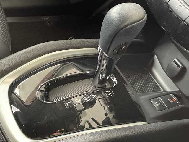 日産 エクストレイル 20Xi 岐阜県 2019(令1)年 11.3万km ブリリアントホワイトパール /純正SDナビ/(FM/AM/フルセグTV/CD/DVD/BT/SD/iPod/USB)/(インテリジェント　FCW)/(インテリジェント　DA)/(後側方車両検知警報)/(後退時車両検知警報)/(プロパイロット)/(インテリジェント　ライドコントロール)/(インテリジェント　トレースコントロール)/(ヒーター付きドアミラー)/(フロント＆バックソナー)/(オートブレーキホールド)/(ステアリングスイッチ)/(クルーズコントロール)/(ヒルスタートアシスト)/(SRSカーテンエアバッグ)/(インテリジェント　アラウンドビューモニター)/(デジタルインナーミラー)/(パワーバックドア)/(ステアリングスイッチ)/(17インチアルミホイール)/(ETC)