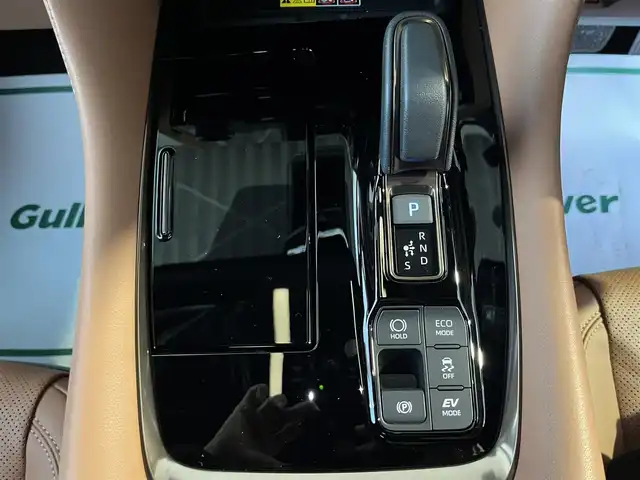 トヨタ ヴェルファイア ハイブリット エグゼクティブ ラウンジ 高知県 2025(令7)年 0.1千km ブラック 純正ナビ/Bluetooth接続/ETC/ドライブレコーダー/クルーズコントロール/全方位カメラ/フルセグテレビ/後席用モニター/WAC/ユニバーサルステップ（メーカーオプション）/サンセットブラウン（メーカーオプション）/両側パワースライドドア/オットマン/電動リアゲート/純正19インチアルミホイール/コーナーセンサー/横滑り防止装置/盗難防止装置/衝突被害軽減システム/LEDヘッドライト