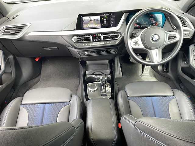 ＢＭＷ １１８ｄ Mスポーツ EDジョイ+ 静岡県 2020(令2)年 3.8万km ミネラルグレー 純正ナビ/・バックモニター/・Bluetooth/・USB/主要装備/・プッシュスタート/・ETC車載器/・ドライブレコーダー/・アダプティブクルーズコントロール/・レーンキープアシスト/・前後コーナーセンサー/・LEDヘッドライト/・純正18インチAW/・純正フロアマット/・オートライト/・ハーフレザーシート/・アイドリングストップ