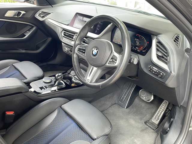 ＢＭＷ １１８ｄ Mスポーツ EDジョイ+ 静岡県 2020(令2)年 3.8万km ミネラルグレー 純正ナビ/・バックモニター/・Bluetooth/・USB/主要装備/・プッシュスタート/・ETC車載器/・ドライブレコーダー/・アダプティブクルーズコントロール/・レーンキープアシスト/・前後コーナーセンサー/・LEDヘッドライト/・純正18インチAW/・純正フロアマット/・オートライト/・ハーフレザーシート/・アイドリングストップ