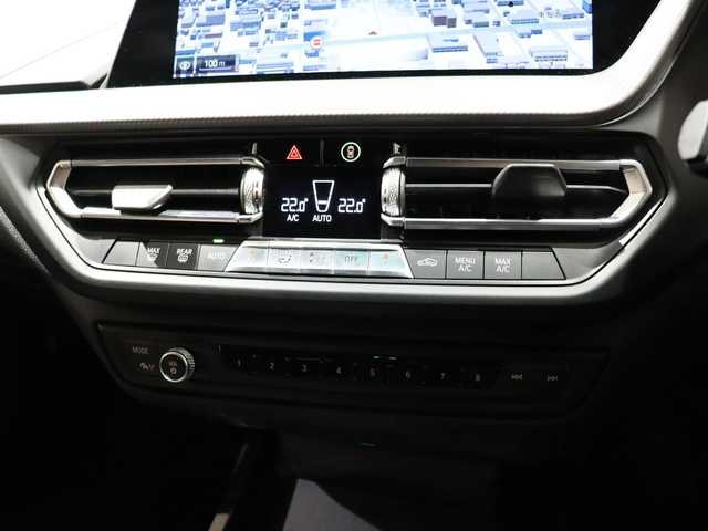 ＢＭＷ １１８ｄ Mスポーツ EDジョイ+ 静岡県 2020(令2)年 3.8万km ミネラルグレー ナビTV /Bluetooth USB /バックモニタ /前後ドラレコ/ACC　LKA　BSM/前後コーナーセンサー/LEDヘッドライト/アンビエントライト /純正18インチAW/ハーフレザーシート/自動駐車アシスト/後退アシスト/アイドリングストップ/プッシュスタート/ETC