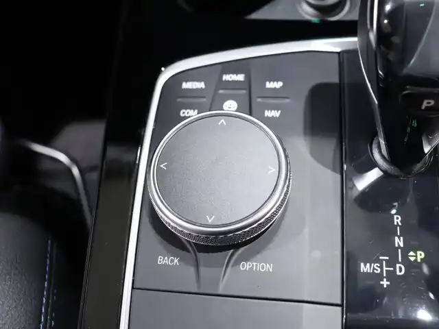 ＢＭＷ １１８ｄ Mスポーツ EDジョイ+ 静岡県 2020(令2)年 3.8万km ミネラルグレー ナビTV /Bluetooth USB /バックモニタ /前後ドラレコ/ACC　LKA　BSM/前後コーナーセンサー/LEDヘッドライト/アンビエントライト /純正18インチAW/ハーフレザーシート/自動駐車アシスト/後退アシスト/アイドリングストップ/プッシュスタート/ETC