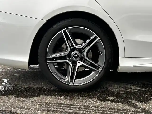 メルセデス・ベンツ Ｃ１８０ ステーションワゴンアバンギャルド 富山県 2019(平31)年 7.7万km 白 HDDナビ/フルセグテレビ/バックカメラ/アイドリングストップ/ワイヤレス充電/ETC/ACC/プッシュスタート/パワーバックドア/64色アンビエントライト/前席シートパワーシート/前席シートヒーター/フルフラットシート