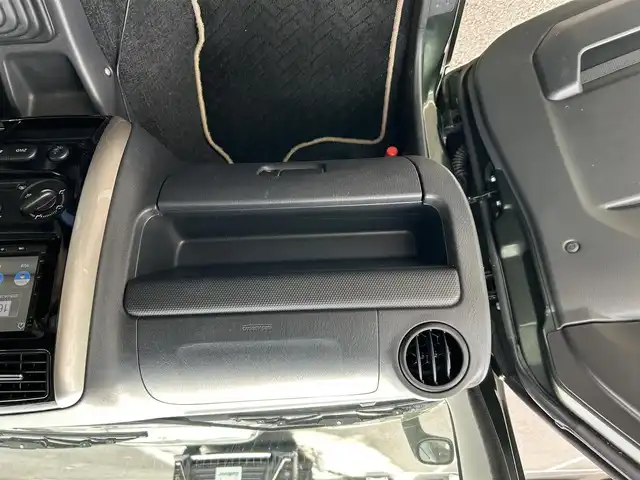 スズキ ジムニー ランドベンチャー 京都府 2016(平28)年 11.4万km クールカーキPM ターボ/４WD/5MT/ETC/シートヒーター/ウィンカーミラー/ドアバイザー/フォグランプ/ヘッドライトレベライザー/リモコンキー