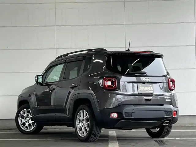 クライスラー・ジープ ジープ レネゲード リミテッド 山形県 2020(令2)年 3.6万km グレー 純正ナビ/バックカメラ/フルセグＴＶ/シートヒーター/レザーシート/ステアリングヒーター/ルーフレール/ドライブレコーダー/フォグランプ/アダプティブクルーズコントロール/ブラインドスポットモニター