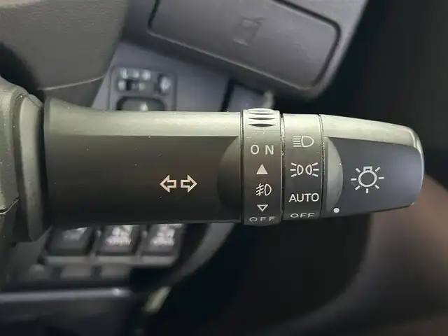 日産 デイズ ルークス ハイウェイスターターボ 大阪府 2016(平28)年 6.2万km プレミアムパープルP エマージェンシーブレーキ/純正ナビ/フルセグTV/アラウンドビューモニター/バックカメラ/両側パワースライドドア/HIDヘッドライト/AUTOライト/フォグランプ/純正１５インチアルミホイール/スマートキー/プッシュスタート/アイドリングストップ/シートバックテーブル/ETC/フロアマット