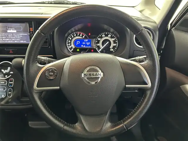 日産 デイズ ルークス ハイウェイスターターボ 大阪府 2016(平28)年 6.2万km プレミアムパープルP エマージェンシーブレーキ/純正ナビ/フルセグTV/アラウンドビューモニター/バックカメラ/両側パワースライドドア/HIDヘッドライト/AUTOライト/フォグランプ/純正１５インチアルミホイール/スマートキー/プッシュスタート/アイドリングストップ/シートバックテーブル/ETC/フロアマット