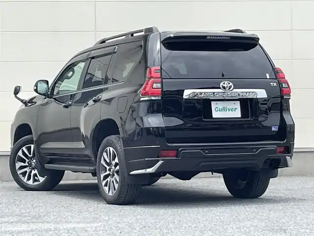 トヨタ ランドクルーザー プラド TX Lパッケージ 茨城県 2023(令5)年 4.2万km ブラック サンルーフ/モデリスタエアロ/ルーフレール/純正ナビ（NSZT-Y68T）/（CD/DVD/BT/フルセグTV）/バックカメラ/トヨタセーフティーセンス/・プリクラッシュセーフティ/・レーンディパーチャーアラート/・ダプティブハイビームシステム/・レーダークルーズコントロール/・オートマチックハイビーム/・先行車発進お知らせ/横滑り防止/前後クリアランスソナー/前後ドラレコ（ZDR-035）/レザーシート/シートヒーター/エアーシート/パワーシート/シートベンチレーション/純正１９インチAW/オートライト/LEDヘッドライト/フォグライト/ステアリングスイッチ/スマートキー/プッシュスタート/スペアキー1本/保証書
