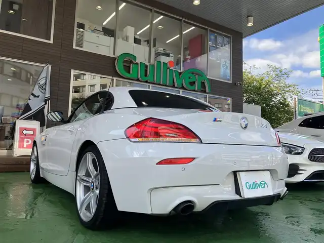 ＢＭＷ Ｚ４ sDrive35is 神奈川県 2011(平23)年 7.2万km アルピンホワイトⅢ 新車時保証書/取扱説明書/シートヒーター/メモリー付きパワーシート/純正HDDナビ/クリアランスソナー/19インチアルミホイール/ブラウンレザーシート/ミラー内蔵ETC/プッシュスタート/ドライブレコーダー