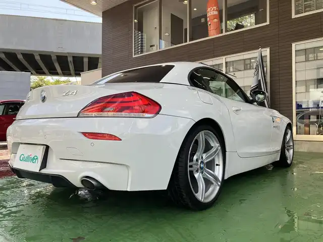 ＢＭＷ Ｚ４ sDrive35is 神奈川県 2011(平23)年 7.2万km アルピンホワイトⅢ 新車時保証書/取扱説明書/シートヒーター/メモリー付きパワーシート/純正HDDナビ/クリアランスソナー/19インチアルミホイール/ブラウンレザーシート/ミラー内蔵ETC/プッシュスタート/ドライブレコーダー