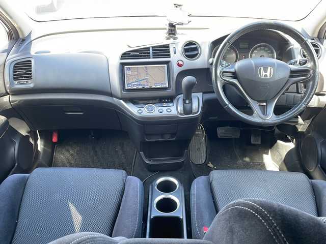 ホンダ ストリーム RSZ 徳島県 2009(平21)年 15.6万km クリスタルブラックパール 社外7インチナビ/（フルセグTV/CD/DVD/AM/FM/AUX）/バックカメラ/ドライブレコーダー/ETC/HIDヘッドライト/オートライト/純正17AW/純正フロアマット/プッシュスタート/スマートキー/スペアキー