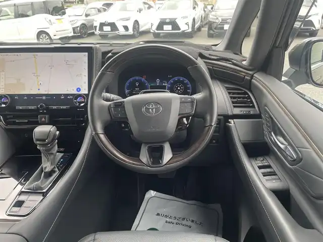 トヨタ アルファード Z 神奈川県 2025(令7)年 0.6万km ゴールド