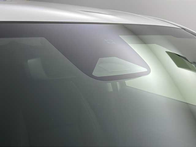 ホンダ ヴェゼル ハイブリッド e:HEV Z 栃木県 2025(令7)年 0.1千km プラチナホワイトパール 純正9インチホンダコネクトナビ/バックカメラ/パワーバックドア/パドルシフト/シートヒーター/ハーフレザーシート/LEDヘッドライト/スマートキー/Honda SENSING/衝突軽減ブレーキ/誤発進抑制機能/路外逸脱抑制機能/アダプティブクルーズコントロール/ブラインドスポットモニター/オートハイビーム/保証書/取扱説明書/スペアキー