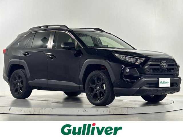 トヨタ ＲＡＶ４ アドベンチャー オフロードPKGⅡ 佐賀県 2023(令5)年 3.9万km アティチュードブラックマイカ 純正１０．５型ディスプレイオーディオ/（フルセグTV/AM/FM/Bluetooth/Miracast）/全方位モニター/衝突軽減システム/コーナーセンサー/レーンアシスト/追従型クルーズコントロール/パワーシート/シートメモリ/黒レザー調合皮シート/純正18インチアルミホイール/フロアマット/ＬＥＤヘッドライト/オートライト/オートマチックハイビーム/シートヒーター・エアシート/ハンドルヒーター/ビルトイン2.0ETC/ルーフレール/ダウンヒルアシストコントロール/盗難防止装置