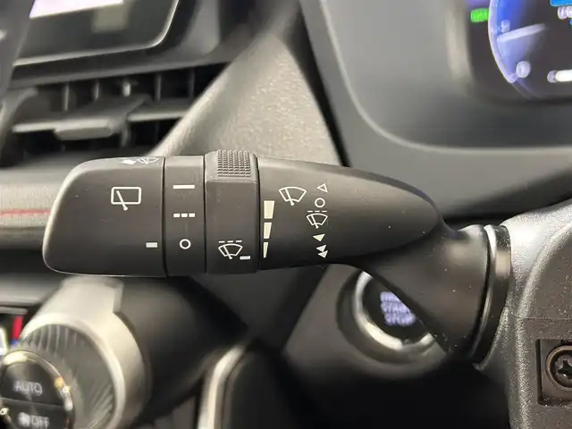 トヨタ ＲＡＶ４ アドベンチャー オフロードPKGⅡ 佐賀県 2023(令5)年 3.9万km アティチュードブラックマイカ 純正１０．５型ディスプレイオーディオ/（フルセグTV/AM/FM/Bluetooth/Miracast）/全方位モニター/衝突軽減システム/コーナーセンサー/レーンアシスト/追従型クルーズコントロール/パワーシート/シートメモリ/黒レザー調合皮シート/純正18インチアルミホイール/フロアマット/ＬＥＤヘッドライト/オートライト/オートマチックハイビーム/シートヒーター・エアシート/ハンドルヒーター/ビルトイン2.0ETC/ルーフレール/ダウンヒルアシストコントロール/盗難防止装置