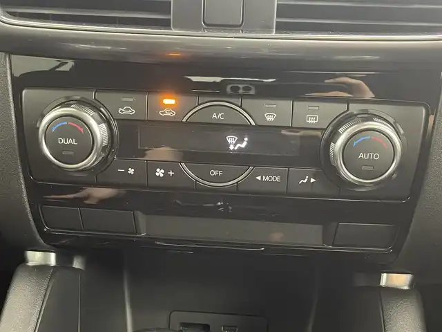 マツダ ＣＸ－５ XD プロアクティブ 道央・札幌 2015(平27)年 5.7万km ソウルレッドプレミアムメタリック ・４WD/・純正ナビ/・衝突軽減ブレーキ/・バックカメラ/・フルセグＴＶ＆ＢＴ＆ＣＤ＆ＤＶＤ/・横滑り防止機能/・レーンアシスト/・アダプティブクルーズコントロール/・電動パーキングブレーキ/・ブラインドスポットモニター/・ステアリングスイッチ/・純正アルミホイール/・純正フロアマット/・LEDヘッドライト/・フロントフォグランプ/・オートライト/・オートエアコン/・電動格納ウインカーミラー/・スマートキー＆プッシュスタート