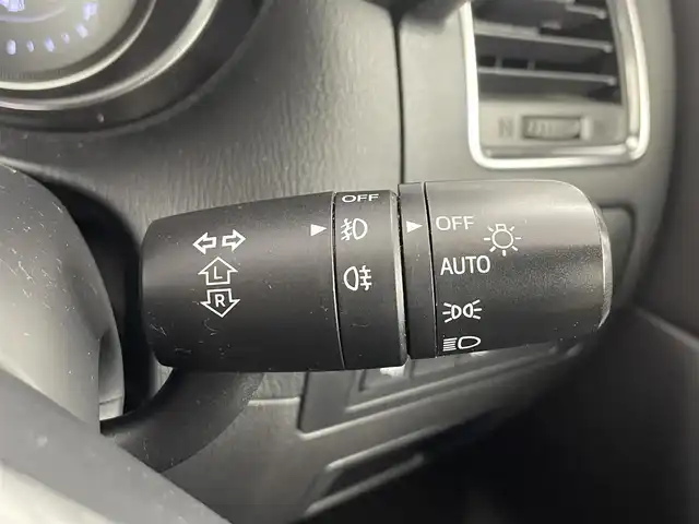 マツダ ＣＸ－５ XD プロアクティブ 道央・札幌 2015(平27)年 5.7万km ソウルレッドプレミアムメタリック ・４WD/・純正ナビ/・衝突軽減ブレーキ/・バックカメラ/・フルセグＴＶ＆ＢＴ＆ＣＤ＆ＤＶＤ/・横滑り防止機能/・レーンアシスト/・アダプティブクルーズコントロール/・電動パーキングブレーキ/・ブラインドスポットモニター/・ステアリングスイッチ/・純正アルミホイール/・純正フロアマット/・LEDヘッドライト/・フロントフォグランプ/・オートライト/・オートエアコン/・電動格納ウインカーミラー/・スマートキー＆プッシュスタート