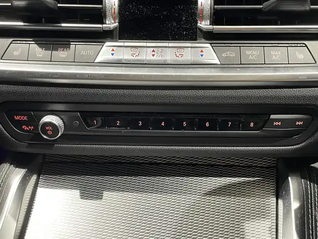 ＢＭＷ ４２０ｉ クーペ 新潟県 2021(令3)年 3.2万km アルピンホワイトⅢ ワンオーナー/純正18インチホイール/メモリナビ/バックカメラ/アラウンドビュー/アイドリングストップ/ウィンカーミラー/オットマン/クルーズコントロール/プッシュスタート/ミラー収納型ETC/前後ドライブレコーダー/アンビエントライト/パドルシフト/電動パーキングブレーキ/走行モード/前席電動シート/運転席シートメモリー/前席シートヒーター/ブラインドスポットモニター/SOSスイッチ/ハンズフリー/スペアキー1個/デジタルカードキー1個