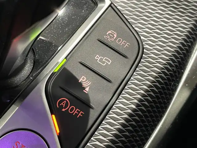 ＢＭＷ ４２０ｉ クーペ 新潟県 2021(令3)年 3.2万km アルピンホワイトⅢ ワンオーナー/純正18インチホイール/メモリナビ/バックカメラ/アラウンドビュー/アイドリングストップ/ウィンカーミラー/オットマン/クルーズコントロール/プッシュスタート/ミラー収納型ETC/前後ドライブレコーダー/アンビエントライト/パドルシフト/電動パーキングブレーキ/走行モード/前席電動シート/運転席シートメモリー/前席シートヒーター/ブラインドスポットモニター/SOSスイッチ/ハンズフリー/スペアキー1個/デジタルカードキー1個