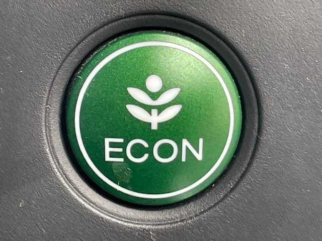 ホンダ ヴェゼル ハイブリッド Z 大阪府 2014(平26)年 13.1万km ホワイトオーキッドパール ”(株)IDOMが運営する【じしゃロン堺店】の自社ローン専用車両になります。/こちらは現金またはオートローンご利用時の価格です。自社ローンご希望の方は別途その旨お申付け下さい”