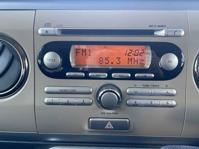 スズキ ラパン X セレクション 福島県 2012(平24)年 10万km ミルクティーベージュメタリック 純正オーディオ/・型番：CLCR10/・CD/FM/AM/ビルトインETC/ベンチシート/・D席シートヒーター/電動格納ミラー/・ウィンカーミラー/プッシュスタート/・スマートキー/・スペアキー1本/ハロゲンヘッドライト/・レベライザー/純正フロアマット/ドアバイザー/純正14インチAW/冬タイヤ積込み/・TOPRUNアルミ