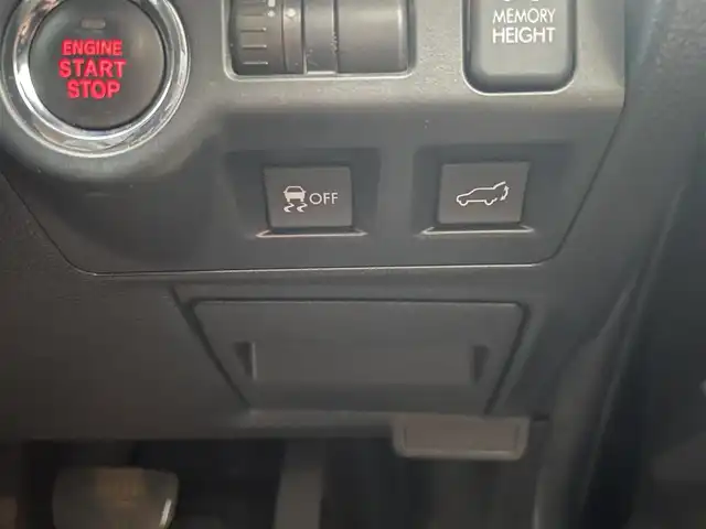 スバル フォレスター 2．0i－L アイサイト 道央・札幌 2013(平25)年 14.4万km ディープシーブルーパール ４WD/社外SDナビ（CN-S310WD）/AM／FM／CD／DVD／SD／USB／BT／フルセグTV/ETC/衝突被害軽減システム/クルーズコントロール/SI-DRIVE/X MODE/ダウンヒルアシスト/横滑り防止装置/パワーバックドア/アイドリングストップ/オートライト/ウインカーミラー/フォグランプ/ハーフレザーシート/D+N席シートヒーター/D+N席パワーシート/純正17インチAW冬タイヤ/積込夏タイヤ純正18インチAW(225／55／R18)/純正フロアマット/プッシュスタート/社外エンジンスターター/スマートキー/保証書/取扱説明書