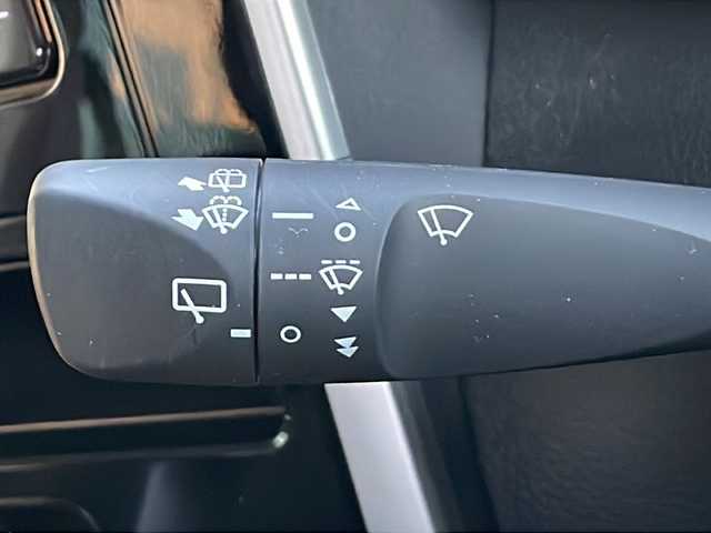 トヨタ ルーミー カスタムG 岐阜県 2022(令4)年 1.7万km パールホワイトⅢ 禁煙車/スマートアシスト/4WD/純正ナビ/フルセグTV/クルーズコントロール/衝突軽減ブレーキ/前後コーナーセンサー/アラウンドビューモニター/両側パワースライドドア/シートヒーター/アイドリングストップ/前後ドライブレコーダー/ビルトインETC2.0/純正フロアマット/純正アルミホイール/LEDヘッドライト/オートエアコン/オートライト/プッシュスタート/スマートキー