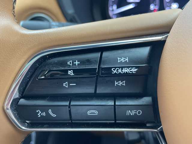 マツダ ＣＸ－６０ XD HV プレミアムスポーツ 兵庫県 2022(令4)年 4.3万km マシーングレープレミアムM ・ワンオーナー車/・純正ナビ&BT&スマホ連携&HDMI&USB/・BOSEサウンド/・パノラマサンルーフ/・全方位カメラ/・前後ドライブレコーダー/・スマートキー/・デジタルインナーミラー/・革シート（茶）/・全席シートヒーター/・前席ベンチレーション/・前席パワーシート/・ワイヤレス充電/・ビルトインETC/・パワーバックドア/・アイドリングストップ/・ステアリングヒーター/・シートメモリー機能/・スマートブレーキアシスト/・レーンキープアシスト/・ディスタンス＆スピードアラート/・AT誤発進抑制制御/・スマートブレーキサポート/・緊急時車線維持支援/・前側方接近車両検知/・後側方接近車両検知/・車線逸脱警報システム/・クリアランスソナー/・ブラインドスポットモニター/・レーダークルーズコントロール/・オートマチックハイビーム