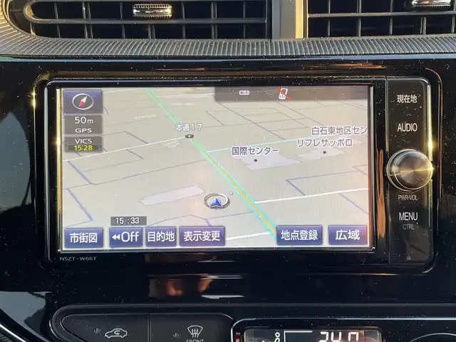 トヨタ アクア G 道央・札幌 2017(平29)年 10.7万km ブラッキッシュアゲハガラスフレーク ・ワンオーナー/・衝突軽減ブレーキ/・寒冷地仕様/・純正SDナビ/CD&DVD&BT&USB&HDMI&フルセグTV/・バックカメラ/・クルーズコントロール/・ETC/・ABS/・横滑り防止装置/・レーンキープアシスト/・盗難防止装置/・オートライト/・オートマチックハイビーム/・オートリトラミラー/・ウィンカーミラー/・ドアバイザー/・スマートキー/・スペアキー1本/・エンジンスターター/・保証書/・取扱説明書