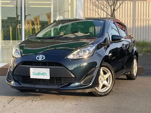 トヨタ アクア G 道央・札幌 2017(平29)年 10.7万km ブラッキッシュアゲハガラスフレーク ・ワンオーナー/・衝突軽減ブレーキ/・寒冷地仕様/・純正SDナビ/CD&DVD&BT&USB&HDMI&フルセグTV/・バックカメラ/・クルーズコントロール/・ETC/・ABS/・横滑り防止装置/・レーンキープアシスト/・盗難防止装置/・オートライト/・オートマチックハイビーム/・オートリトラミラー/・ウィンカーミラー/・ドアバイザー/・スマートキー/・スペアキー1本/・エンジンスターター/・保証書/・取扱説明書