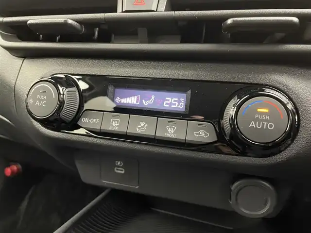 日産 ノート X 埼玉県 2024(令6)年 0.6万km ダークメタルグレー 純正ナビ/ AUX、Apple carPlay、AndroldAuto/フルセグTV/バックカメラ/スマートキー/踏み間違え防止機能/標識検知機能/インテリジェントエマージェンシーブレーキ