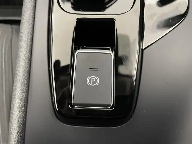 日産 ノート X 埼玉県 2024(令6)年 0.6万km ダークメタルグレー 純正ナビ/ AUX、Apple carPlay、AndroldAuto/フルセグTV/バックカメラ/スマートキー/踏み間違え防止機能/標識検知機能/インテリジェントエマージェンシーブレーキ