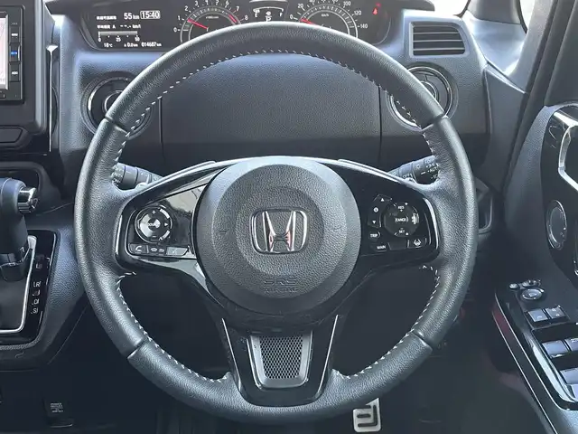 ホンダ Ｎ ＢＯＸ カスタム L ターボ 静岡県 2023(令5)年 1.5万km クリスタルブラックパール ターボ車/純正ナビ/（AM/FM/CD/BT）/バックカメラ/両側パワースライドドア/ホンダセンシング/レーダークルーズコントロール/ハーフレザーシート/前席シートヒーター/電動パーキングブレーキ/オートホールド/スマートキー/プッシュスタート/LEDヘッドライト/オートマチックハイビーム/衝突被害軽減ブレーキ/レーンキープアシスト/横滑り防止装置/純正フロアマット/純正15インチアルミホイール/ドライブレコーダー/コーナーセンサー