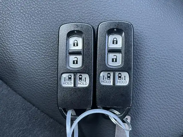 ホンダ Ｎ ＢＯＸ カスタム L ターボ 静岡県 2023(令5)年 1.5万km クリスタルブラックパール ターボ車/純正ナビ/（AM/FM/CD/BT）/バックカメラ/両側パワースライドドア/ホンダセンシング/レーダークルーズコントロール/ハーフレザーシート/前席シートヒーター/電動パーキングブレーキ/オートホールド/スマートキー/プッシュスタート/LEDヘッドライト/オートマチックハイビーム/衝突被害軽減ブレーキ/レーンキープアシスト/横滑り防止装置/純正フロアマット/純正15インチアルミホイール/ドライブレコーダー/コーナーセンサー