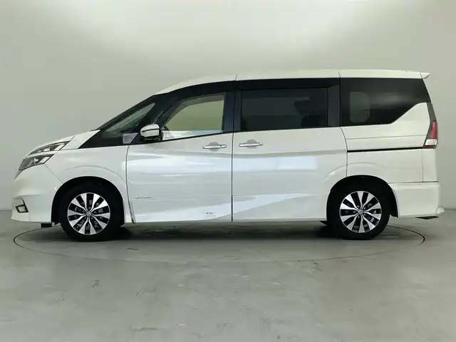 日産 セレナ