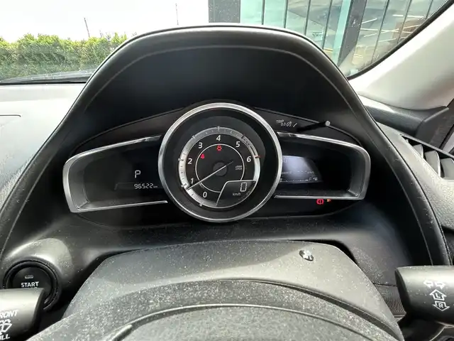 マツダ ＣＸ－３ XD ツーリング 富山県 2015(平27)年 9.7万km セラミックM ワンオーナー/純正ナビ/Bluetooth/CD/DVD/フルセグTV/4WD/スタッドレスタイヤ/パドルシフト/シートヒーター/ドライブレコーダー/バックカメラ/ウィンカーミラー/ハーフレザーシート/ETC/ABS/クルーズコントロール(追従走行 有)/横滑り防止装置/コーナーセンサー/レーンキープアシスト/盗難防止装置/オートマチックハイビーム/スペアキー 1本