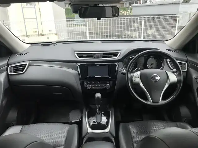 日産 エクストレイル ハイブリッド 20X エマージェンシーブレーキ 栃木県 2017(平29)年 12.8万km ダークメタルグレー 株)IDOMが運営する【じしゃロン小山店】の自社ローン専用車両になります。こちらは現金またはオートローンご利用時の価格です。自社ローンご希望の方は別途その旨お申付け下さい//禁煙車/スマートキー/プッシュスタート/ＥＴＣ/エマージェンシーブレーキ/車線逸脱警報/ドライブレコーダー/ルーフレール/ステアリングリモコン/電動格納ドアミラー/パワーウインドウ/防眩ミラー/オートライト