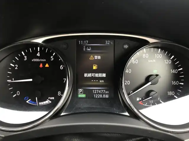 日産 エクストレイル ハイブリッド 20X エマージェンシーブレーキ 栃木県 2017(平29)年 12.8万km ダークメタルグレー 株)IDOMが運営する【じしゃロン小山店】の自社ローン専用車両になります。こちらは現金またはオートローンご利用時の価格です。自社ローンご希望の方は別途その旨お申付け下さい//禁煙車/スマートキー/プッシュスタート/ＥＴＣ/エマージェンシーブレーキ/車線逸脱警報/ドライブレコーダー/ルーフレール/ステアリングリモコン/電動格納ドアミラー/パワーウインドウ/防眩ミラー/オートライト
