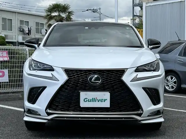 レクサス ＮＸ 300 Fスポーツ 静岡県 2018(平30)年 3.4万km ホワイトノーヴァガラスフレーク ユーザー買取車両/純正SDナビ/　【CD/DVD/BT/フルセグTV】/純正18インチAW/クルーズコントロール/ドライブレコーダー/パドルシフト/MT付AT/パワーシート（D/N席）/リアパーキングセンサー/ステアリングヒーター/オートハイビーム/アイドリングストップ/100V充電/バックカメラ/横滑り防止/スペアキー/ETC2.0/プッシュスタート